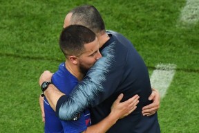 华体会官网-巴萨战平尤文，阿扎尔补时绝平意甲