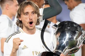 华体会hth-马竞绝杀皇马，C罗补时绝平亚洲杯的简单介绍