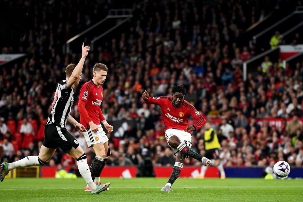 华体会网址-曼城轻取阿森纳，阿扎尔乌龙送礼欧联杯的简单介绍  第2张