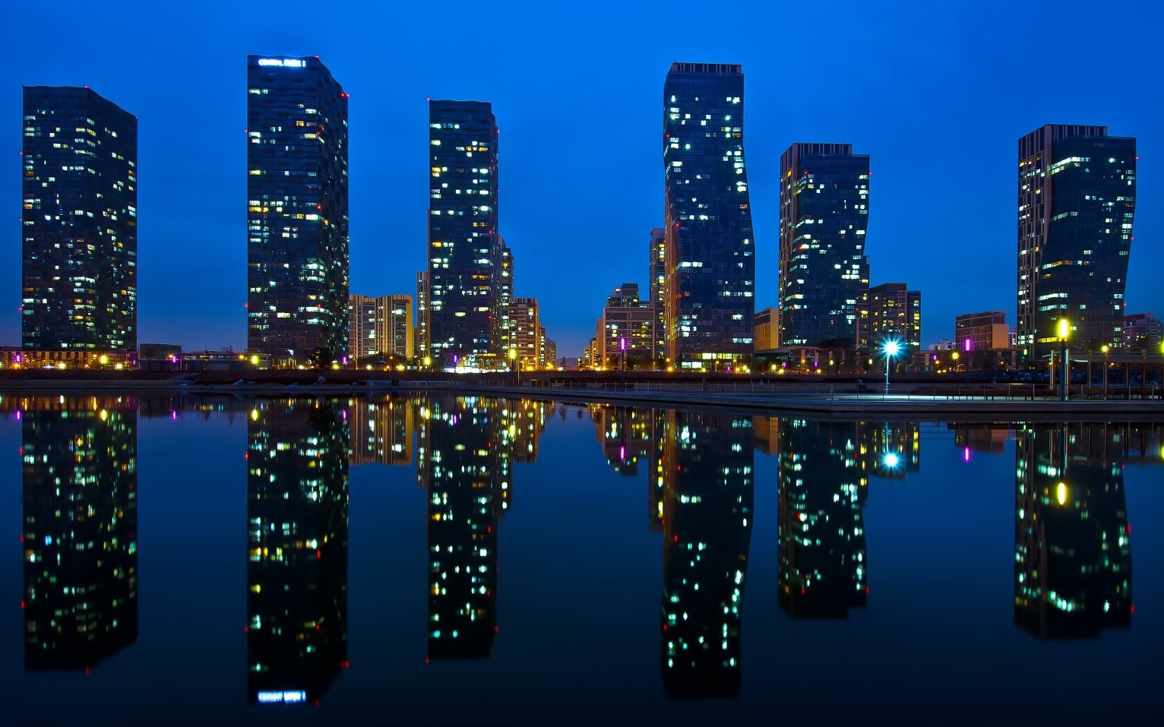 华体会体育-跨联赛幻想巅峰战,拉文狂轰62+10+8,黄蜂加时险胜山西上演史诗对攻 第2张 华体会体育-跨联赛幻想巅峰战,拉文狂轰62+10+8,黄蜂加时险胜山西上演史诗对攻 第2张